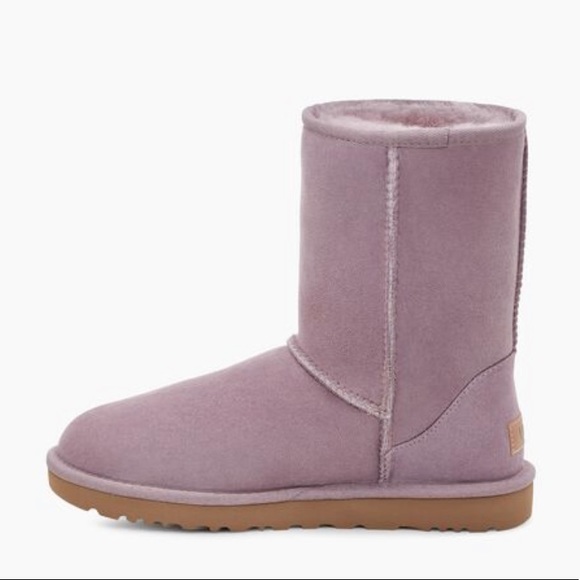 UGG CLASSIC SHORT II COLOR SHADE - Picture 4 of 6